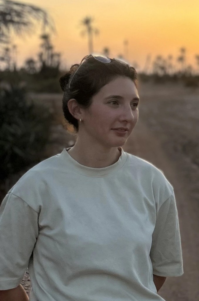 portrait de Mathilde Armengaud architecte entrepreneure au Maroc